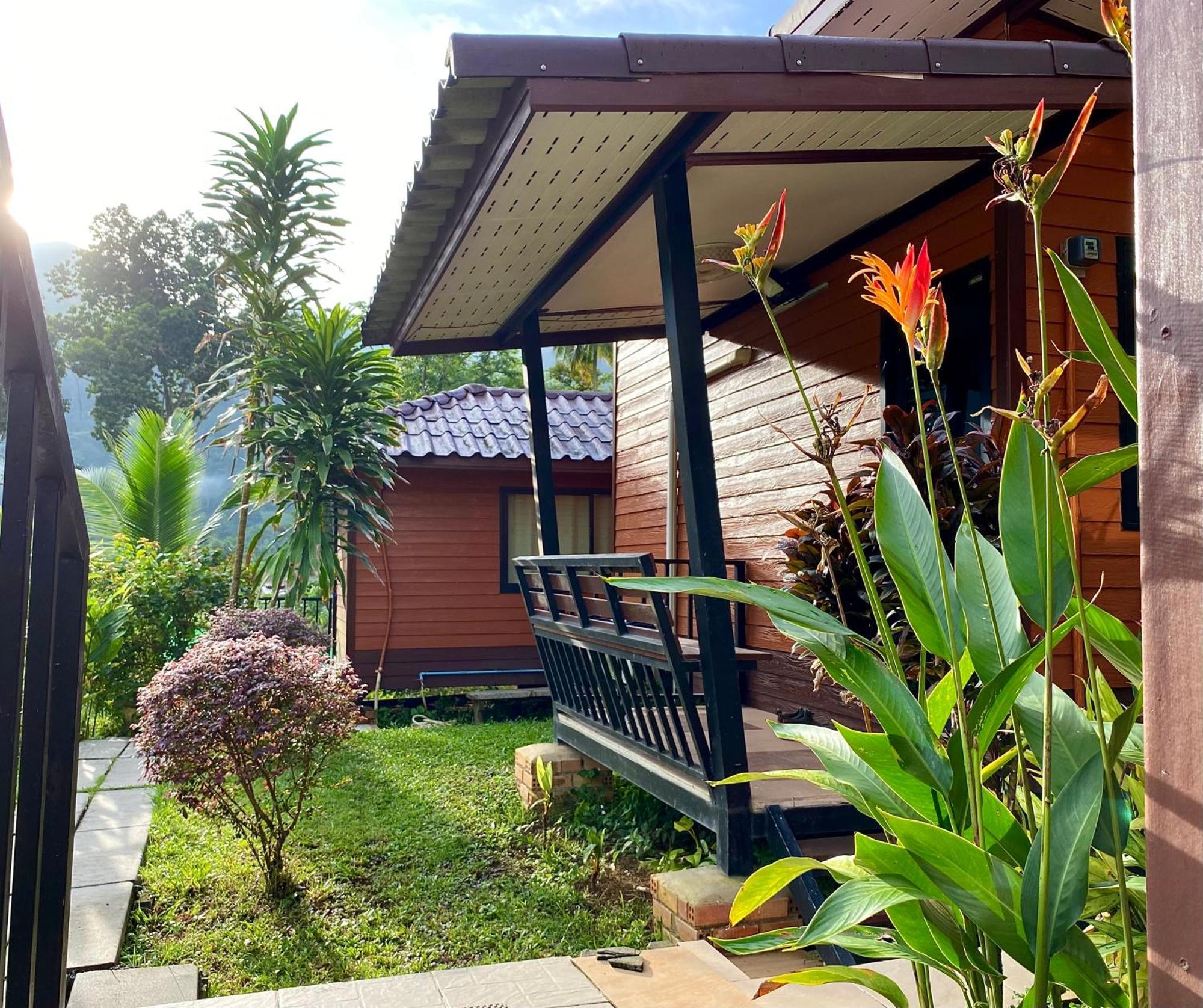 Guesthouse 88 Панг Нга Екстериор снимка
